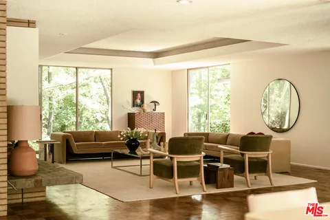 $3,790,000 | 832 Canon Drive, Pasadena, CA 91106