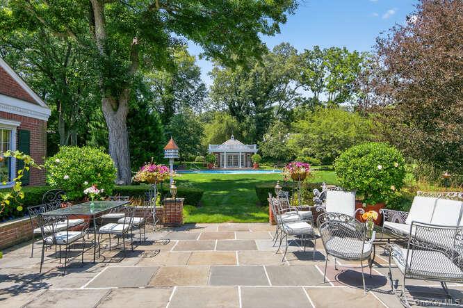 550 Chicken Valley Road Locust Valley, NY 11560 - Photo 17 of 20