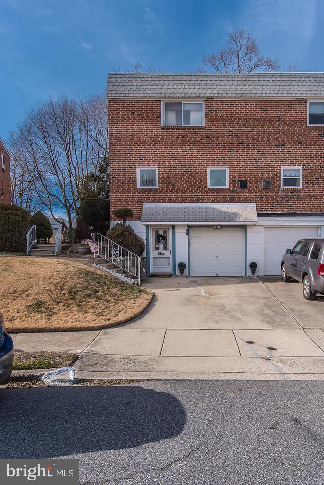 8414 Bridle Road Philadelphia, PA 19111 - Photo 2 of 48