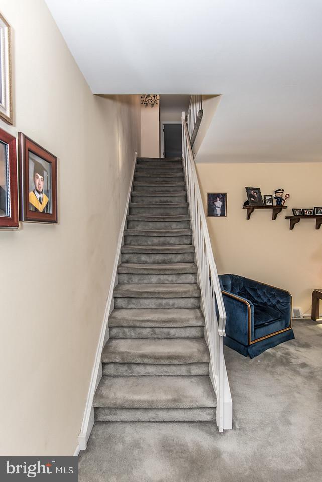 8414 Bridle Road Philadelphia, PA 19111 - Photo 20 of 48