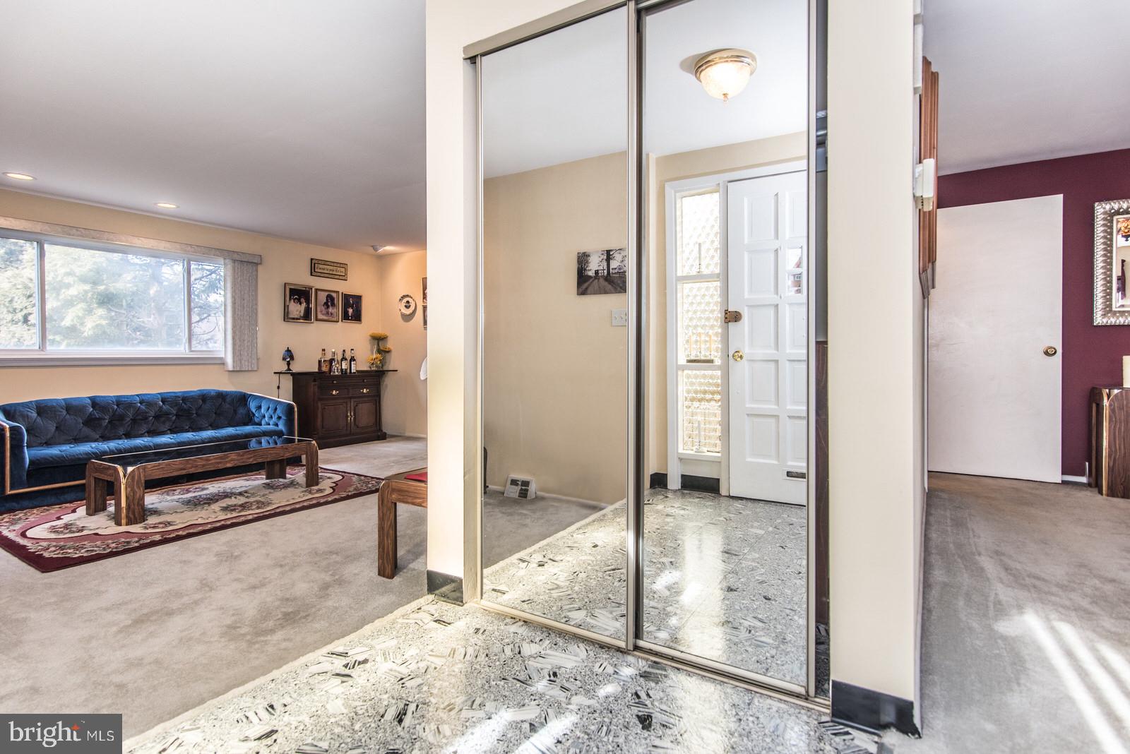 8414 Bridle Road Philadelphia, PA 19111 - Photo 3 of 48