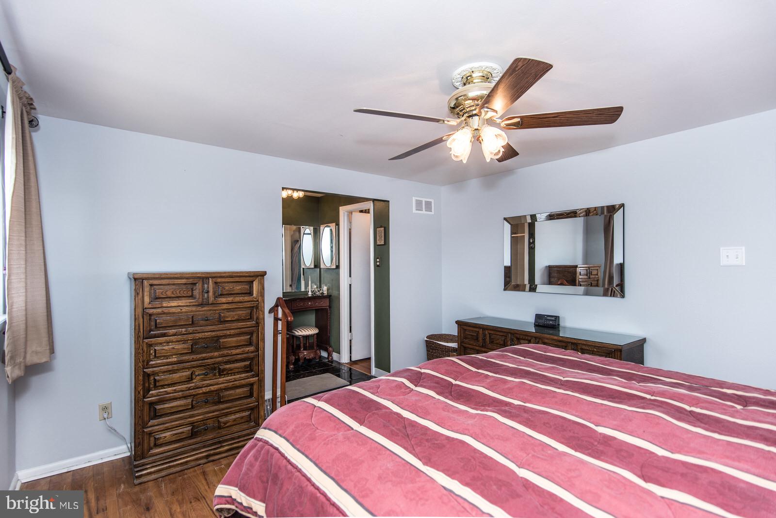 8414 Bridle Road Philadelphia, PA 19111 - Photo 22 of 48