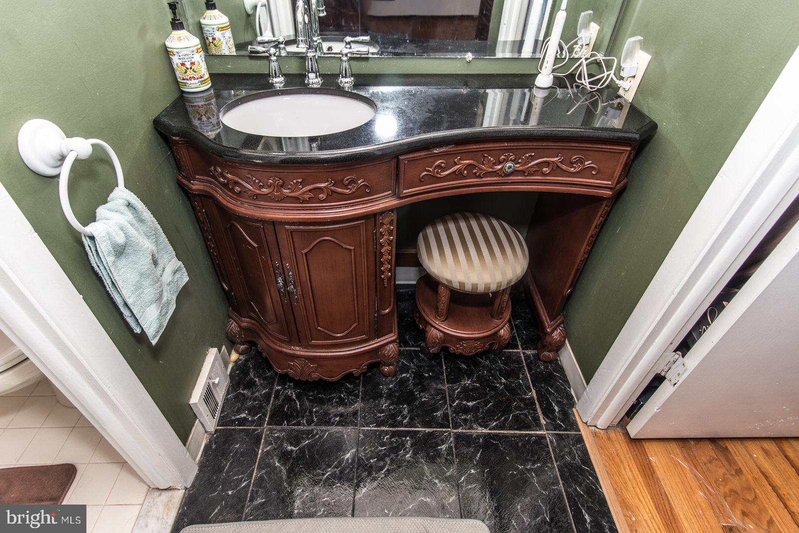 8414 Bridle Road Philadelphia, PA 19111 - Photo 24 of 48