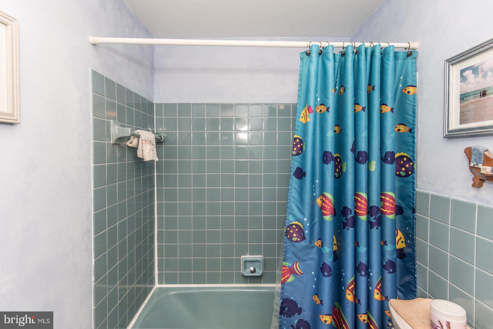 8414 Bridle Road Philadelphia, PA 19111 - Photo 35 of 48