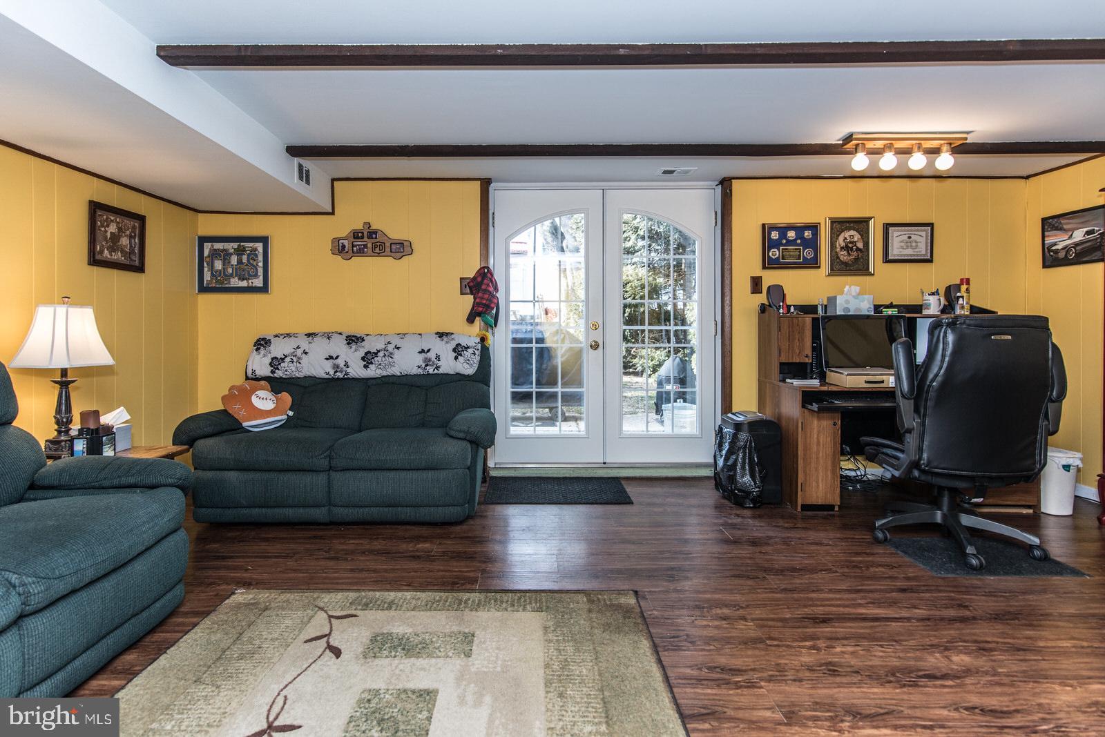 8414 Bridle Road Philadelphia, PA 19111 - Photo 38 of 48