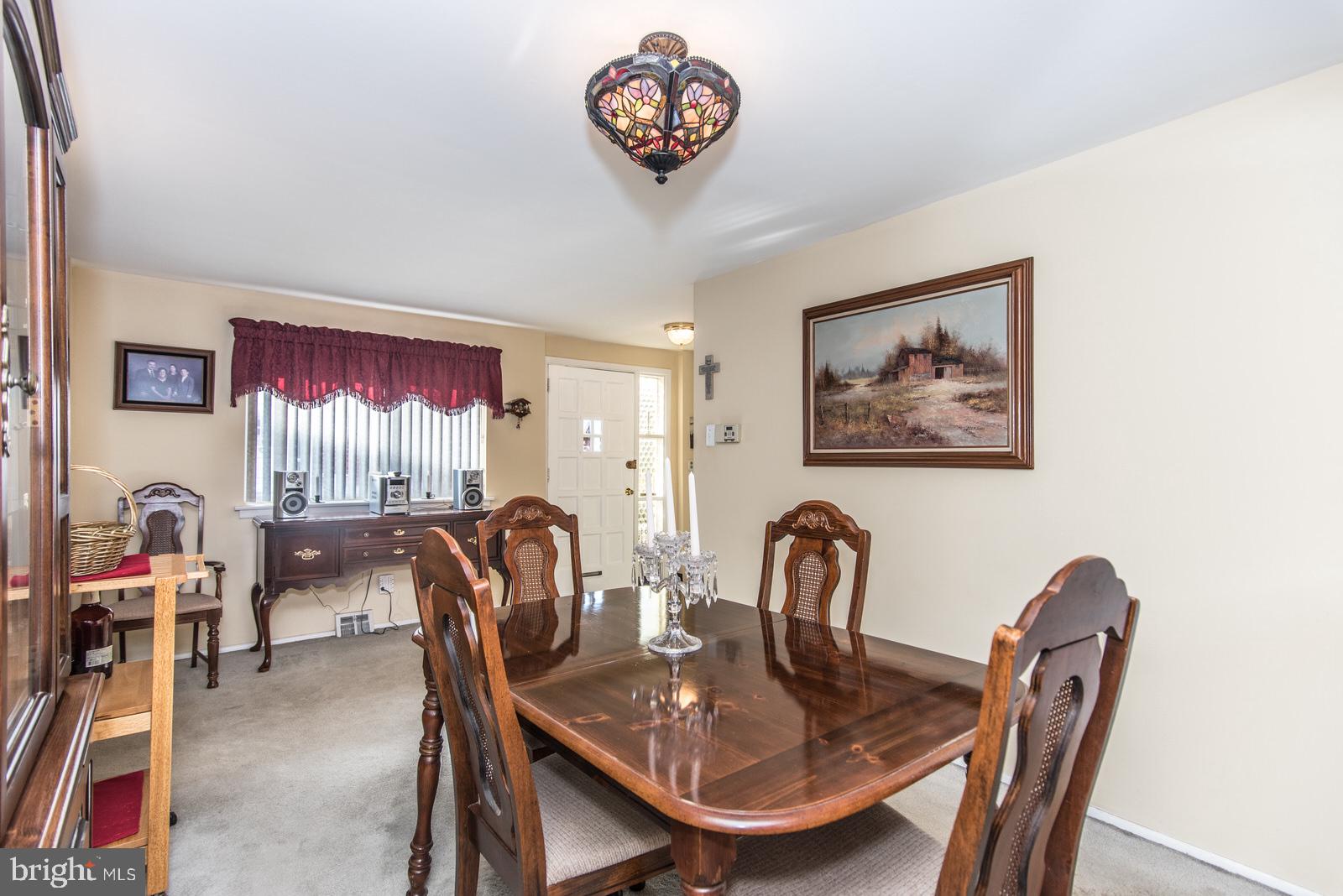 8414 Bridle Road Philadelphia, PA 19111 - Photo 6 of 48