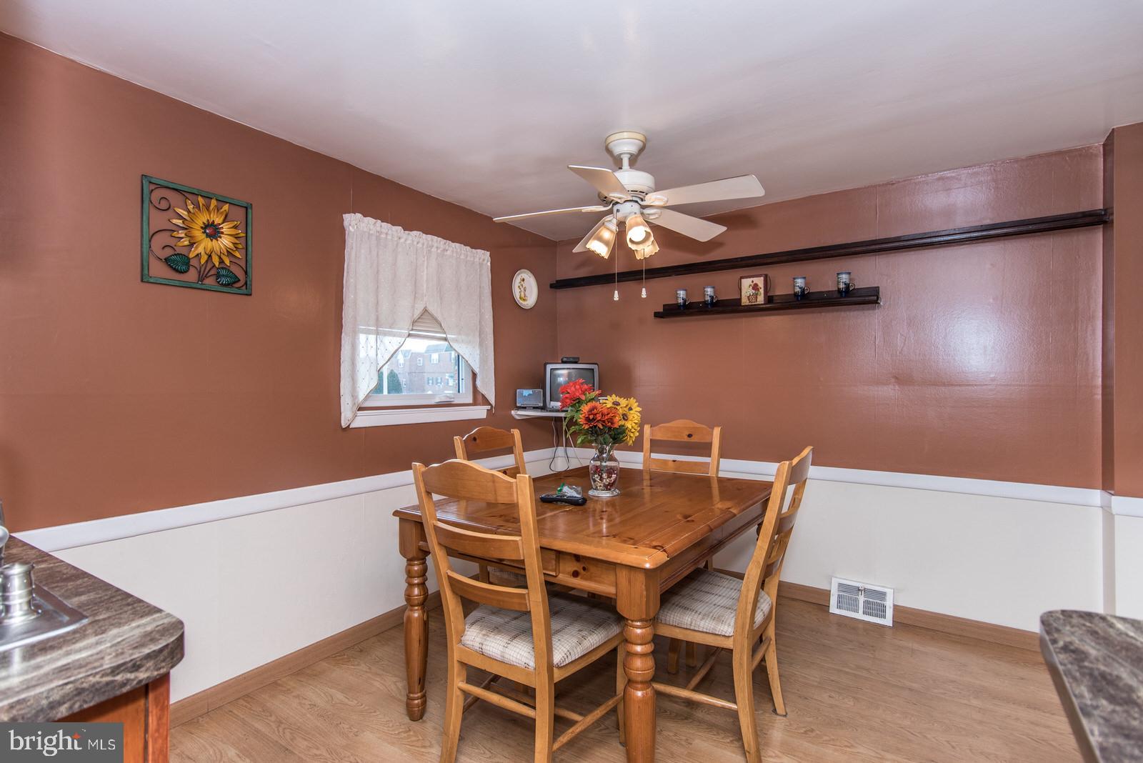 8414 Bridle Road Philadelphia, PA 19111 - Photo 9 of 48