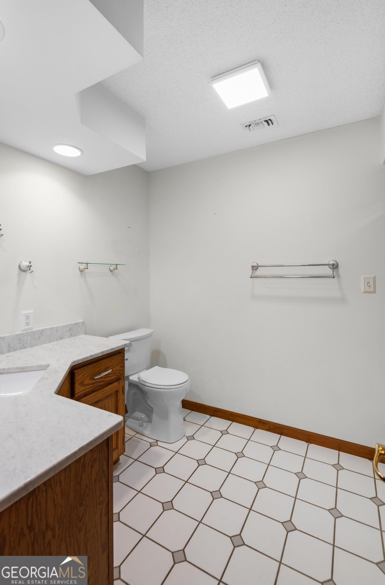 4909 Perry Road Claxton, GA 30417 - Photo 24 of 53 a view of a livingroom with an empty space