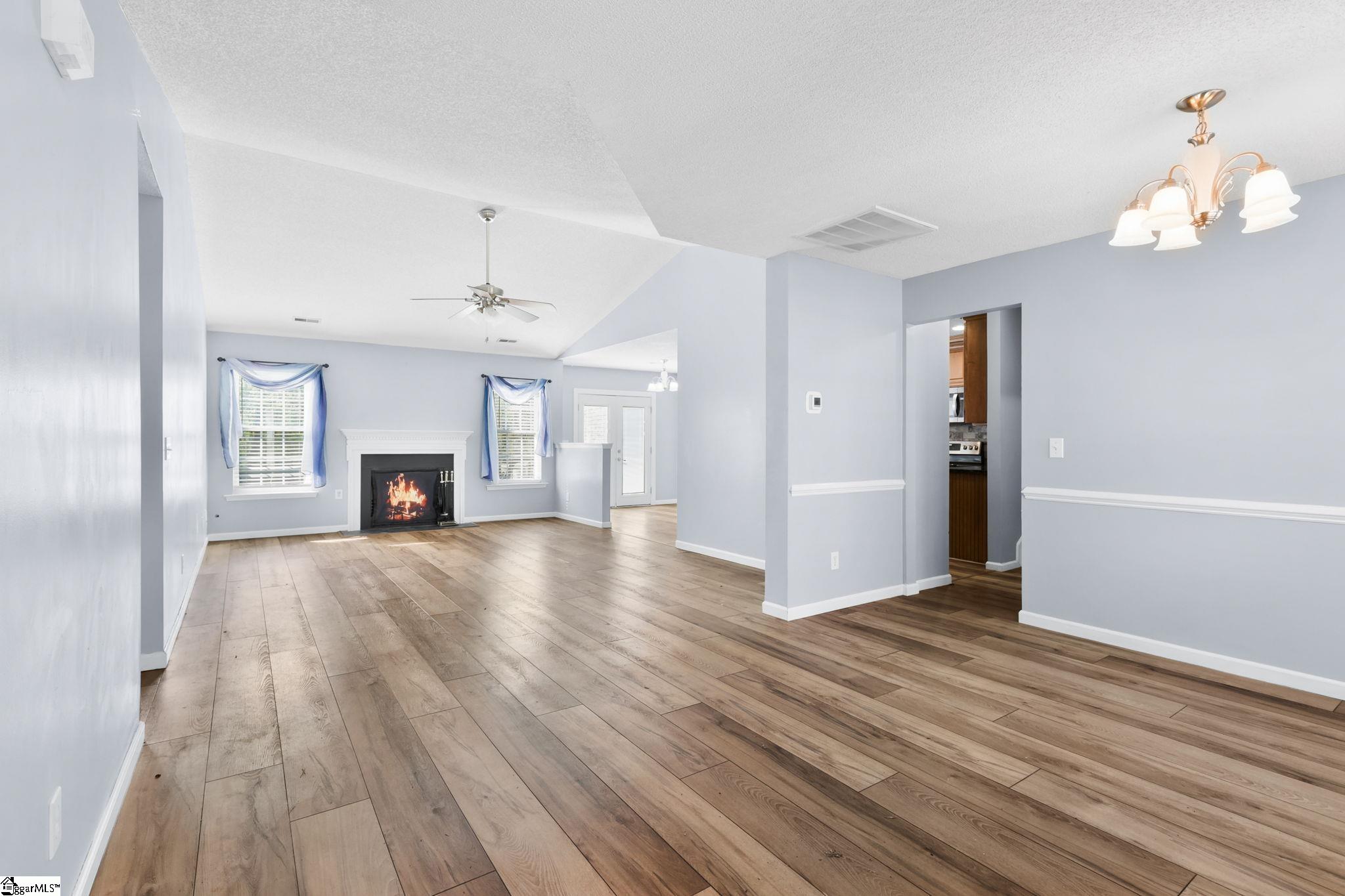 101 Laport Drive Mauldin, SC 29662 - Photo 4 of 40