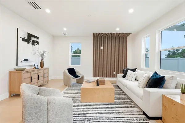 $1,198,800 | 12917 El Dorado Avenue, Sylmar, CA 91342