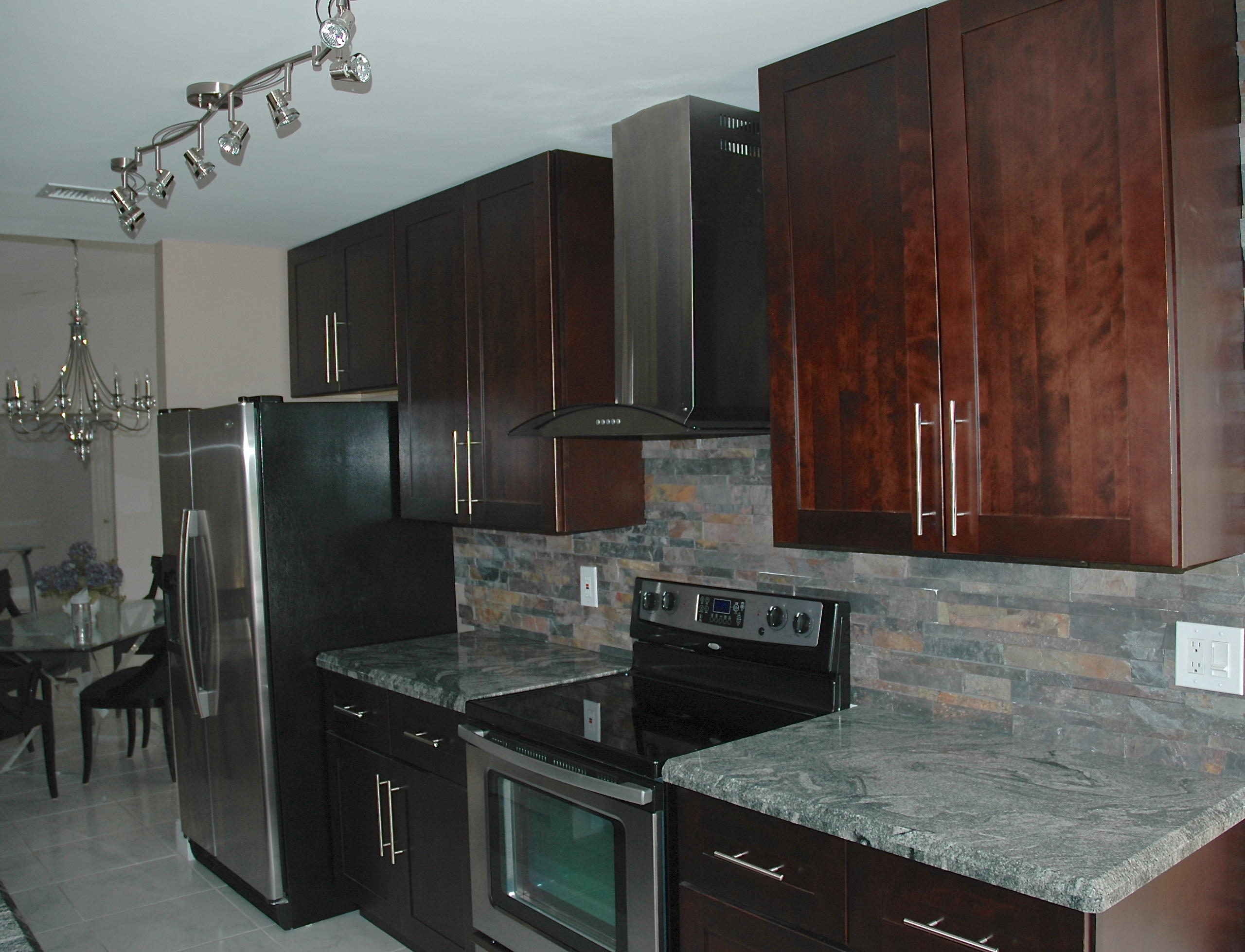 11139 Cloverleaf Circle Boca Raton, FL 33428 - Photo 6 of 16 kitchen