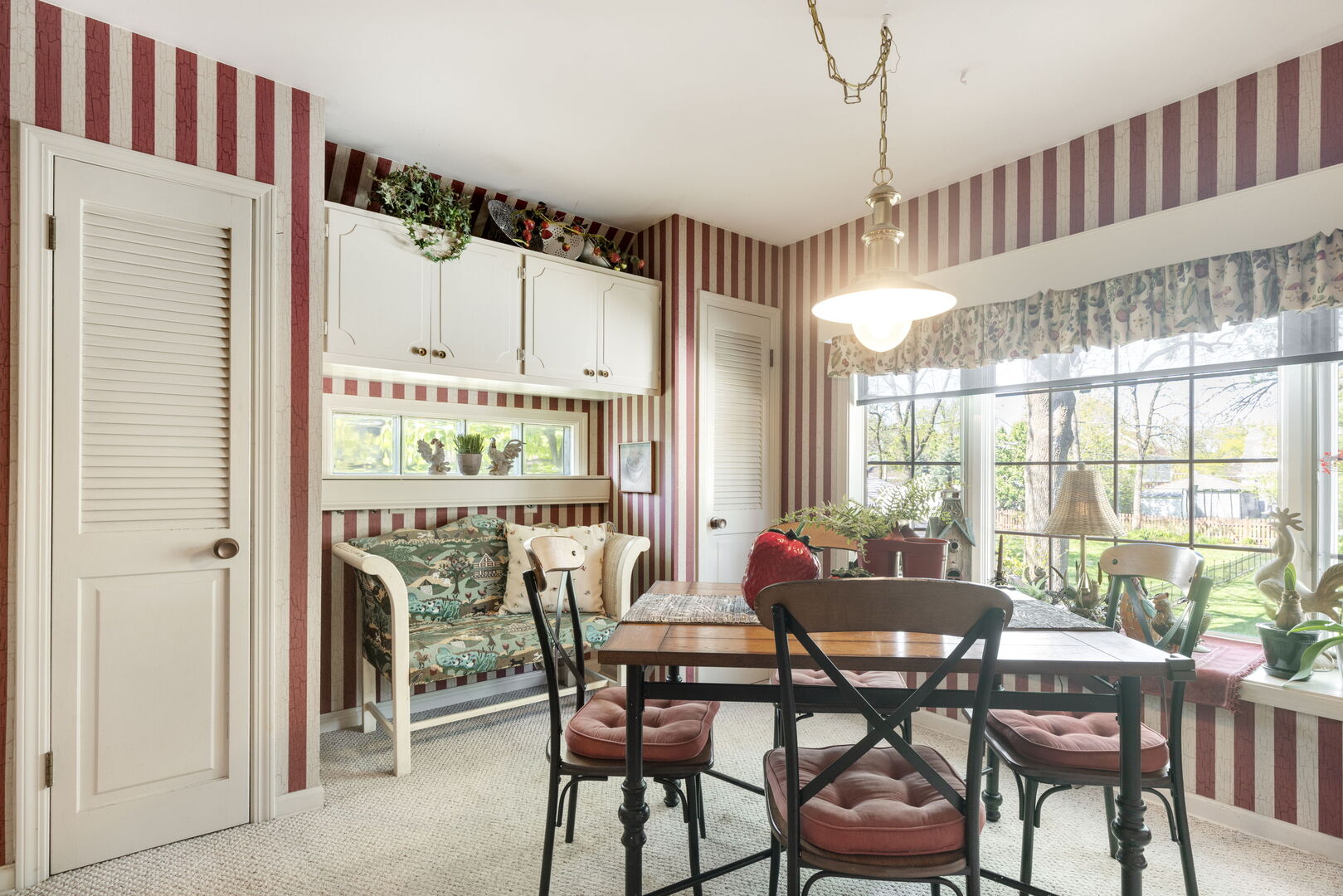 4628 Wolf Road Western Springs, IL 60558 - Photo 20 of 43 Gallery Image 20