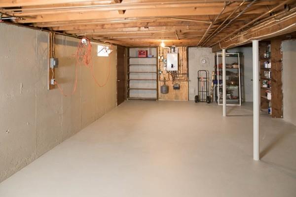 25 Fairview Road Wilbraham, MA 01095 - Photo 28 of 32 a view of a room with closet