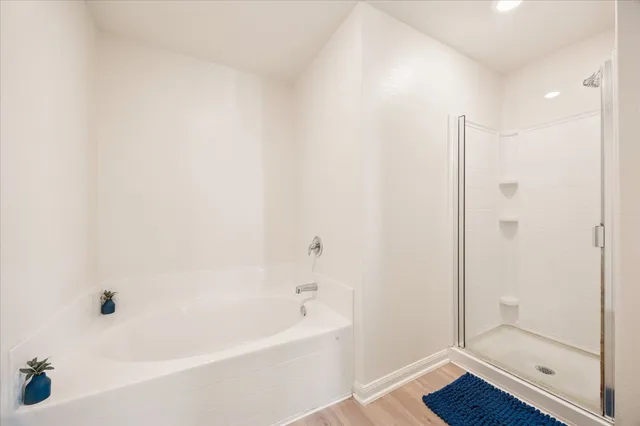 $265,000 | 6215 El Turquesa Drive, Houston, TX 77048