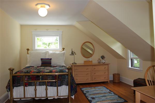 86 Plymouth Road Needham, MA 02492 - Photo 16 of 25 Gallery Image 16