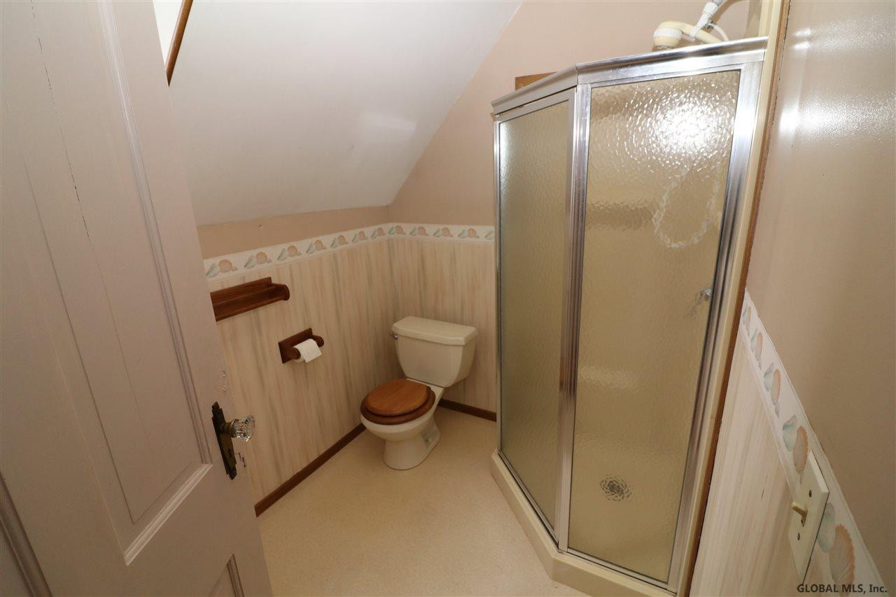 37 Mosher Road Bethlehem, NY 12077 - Photo 11 of 25 Photo 13