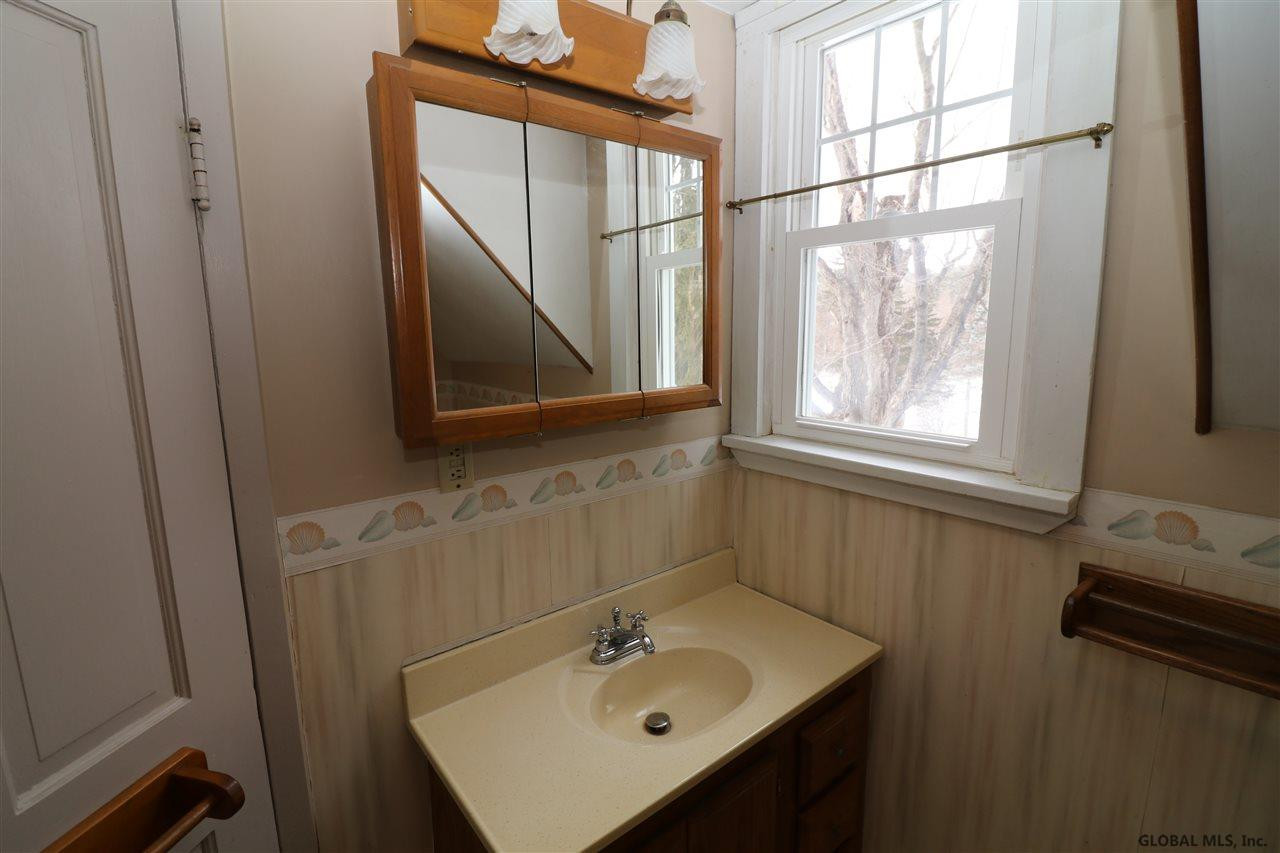37 Mosher Road Bethlehem, NY 12077 - Photo 13 of 25 Photo 15