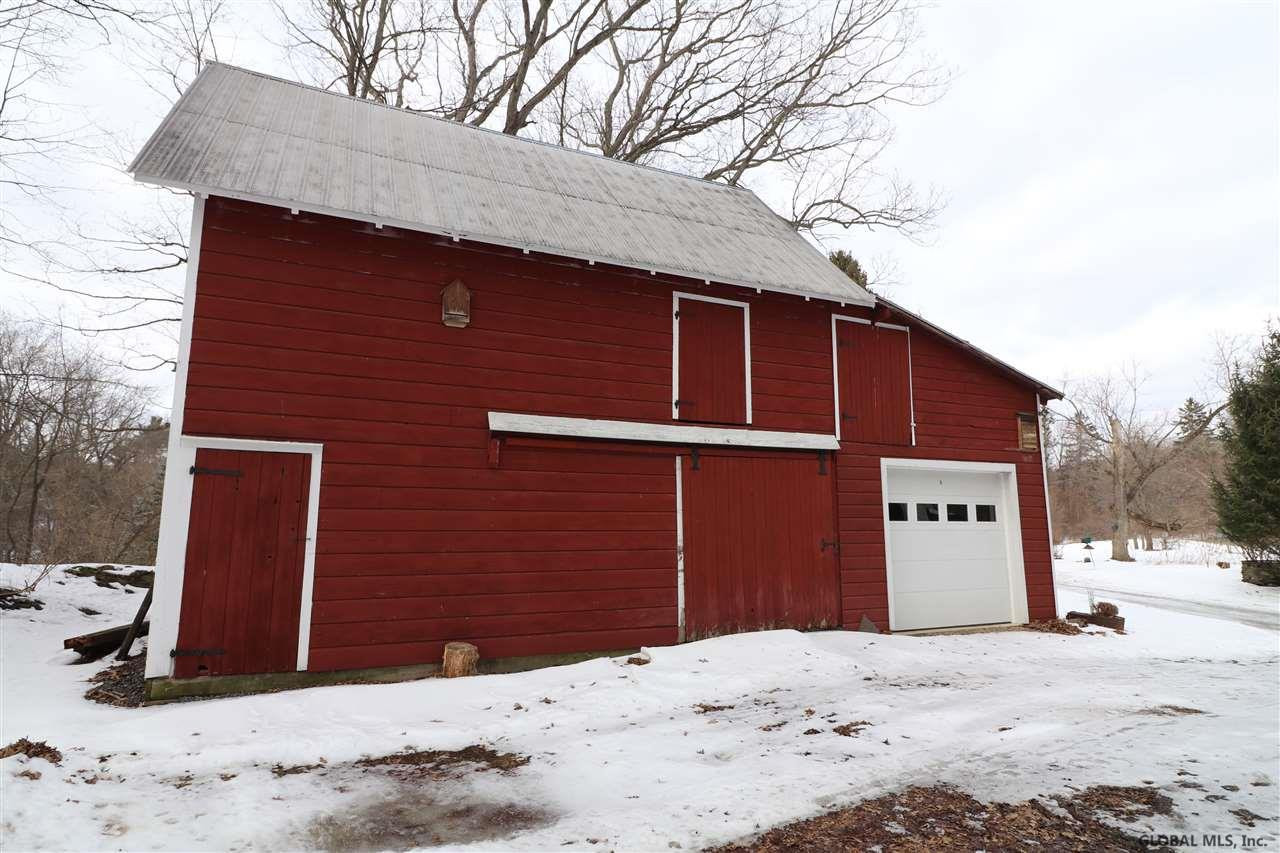 37 Mosher Road Bethlehem, NY 12077 - Photo 22 of 25 Barn