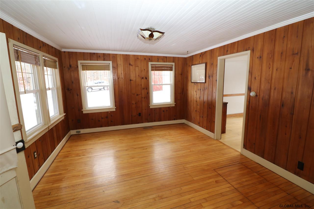 37 Mosher Road Bethlehem, NY 12077 - Photo 4 of 25 Dining Room