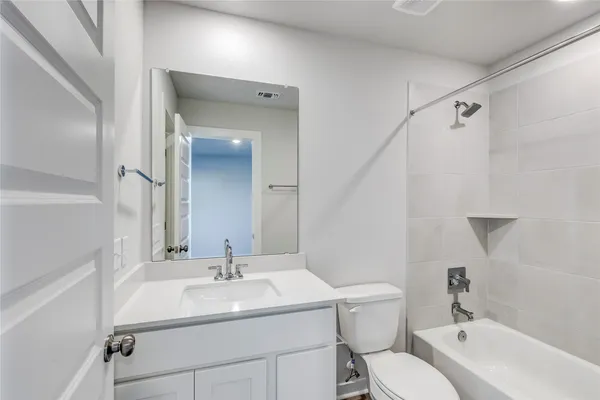 $2,795 | 2090 Alice Jay Way, Round Rock, TX 78665