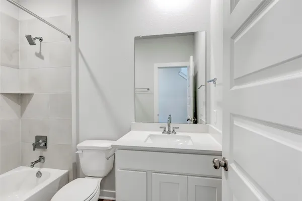 $2,795 | 2090 Alice Jay Way, Round Rock, TX 78665