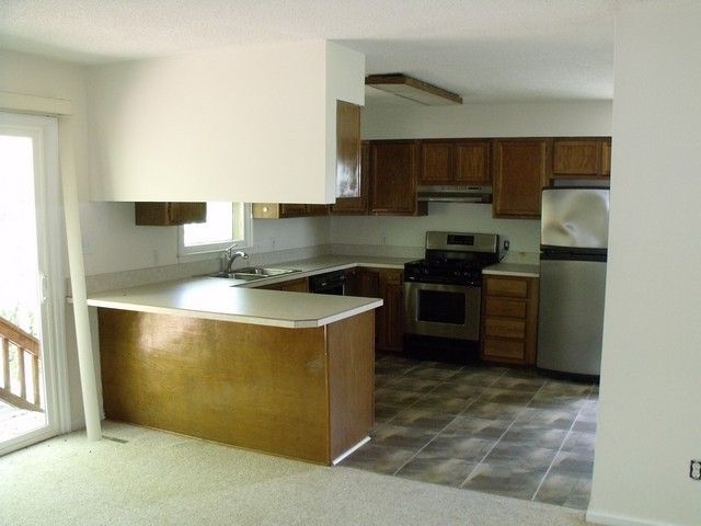 6843 Scruggs Road Moneta, VA 24121 - Photo 17 of 29 kitchen 2