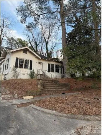 $1,300 | 309 McCardell Street, Lancaster, SC 29720