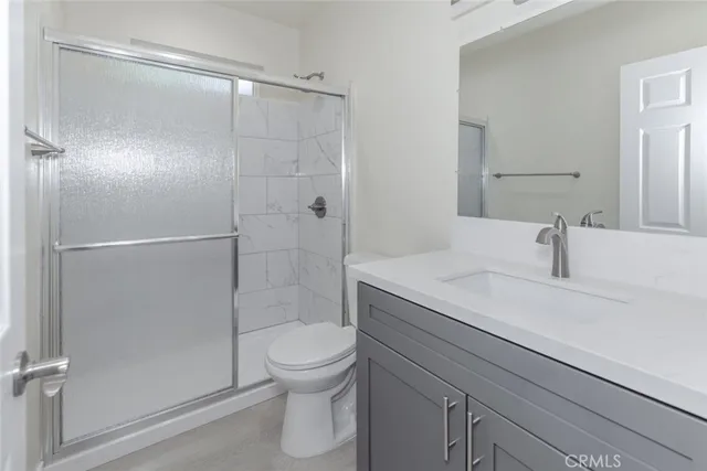 $2,600 | 5257 Fountain Avenue, Unit 1/2, Los Angeles, CA 90027