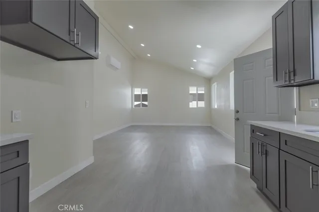 $2,600 | 5257 Fountain Avenue, Unit 1/2, Los Angeles, CA 90027