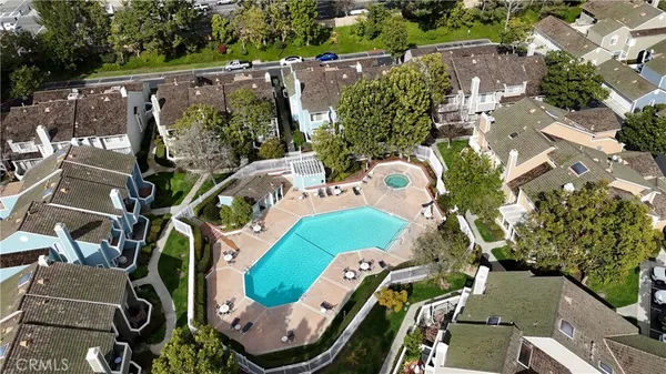 $1,488,888 | 6068 Ave De Castillo, Long Beach, CA 90803
