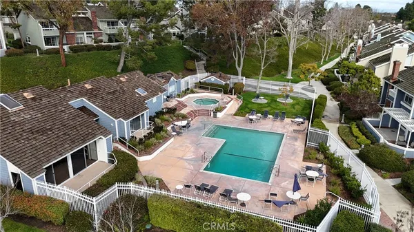$1,488,888 | 6068 Ave De Castillo, Long Beach, CA 90803