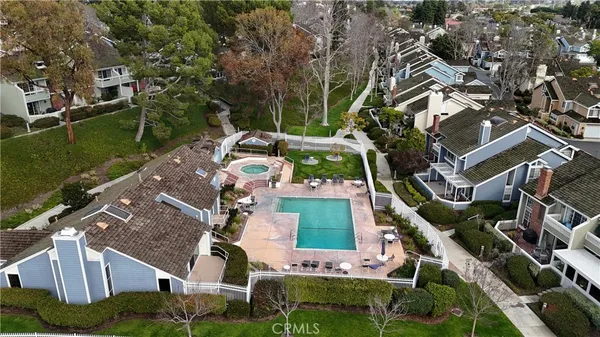$1,488,888 | 6068 Ave De Castillo, Long Beach, CA 90803