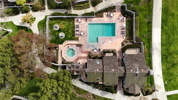 $1,488,888 | 6068 Ave De Castillo, Long Beach, CA 90803
