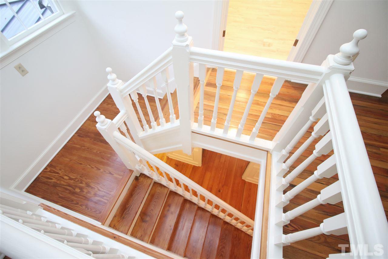 407 Polk Street Raleigh, NC 27604 - Photo 16 of 25 a view of an entryway