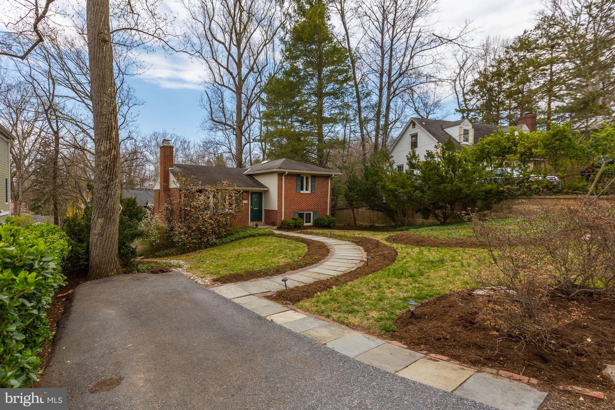 5308 Waneta Road Bethesda, MD 20816 - Photo 2 of 20 Off street parking