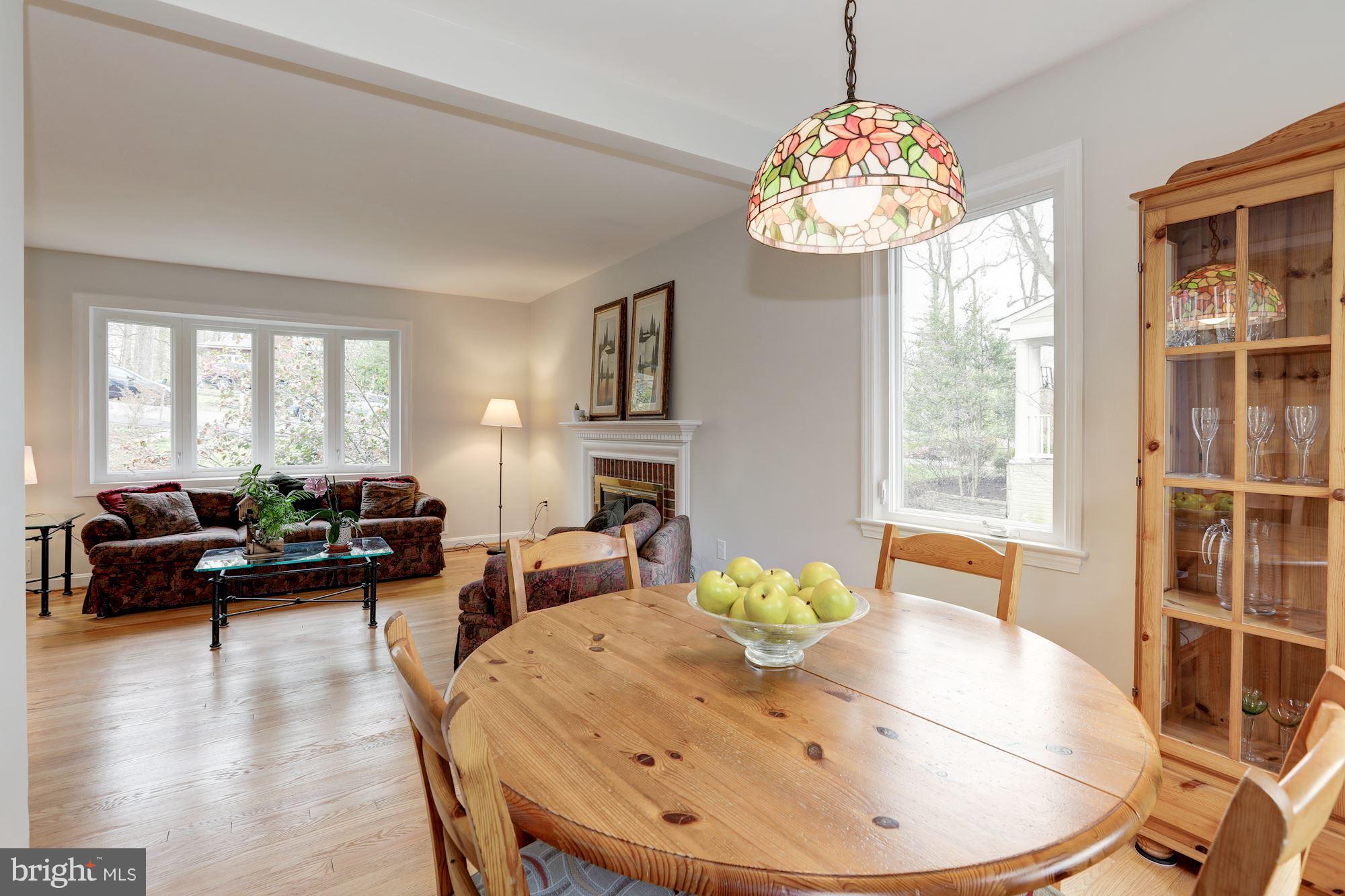5308 Waneta Road Bethesda, MD 20816 - Photo 20 of 20 Open floor plan