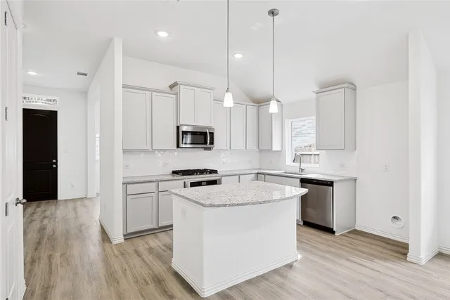 $350,990 | 31006 Lake Lila Trail, Waller, TX 77484