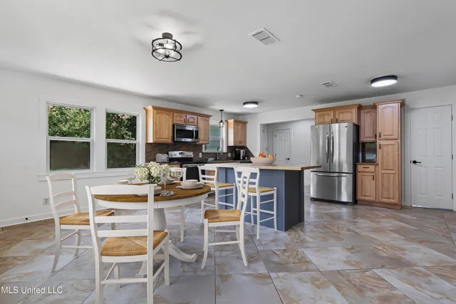 $420,000 | 1632 2nd Street, Gulfport, MS 39501