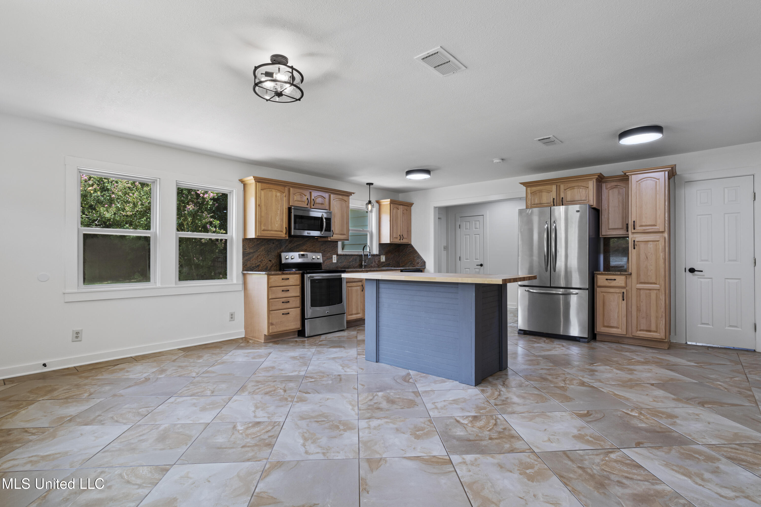 1632 2nd Street Gulfport, MS 39501 - Photo 19 of 94 019