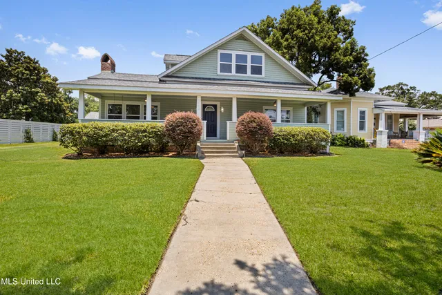 $420,000 | 1632 2nd Street, Gulfport, MS 39501