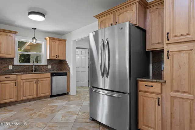 $420,000 | 1632 2nd Street, Gulfport, MS 39501