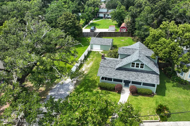 $420,000 | 1632 2nd Street, Gulfport, MS 39501