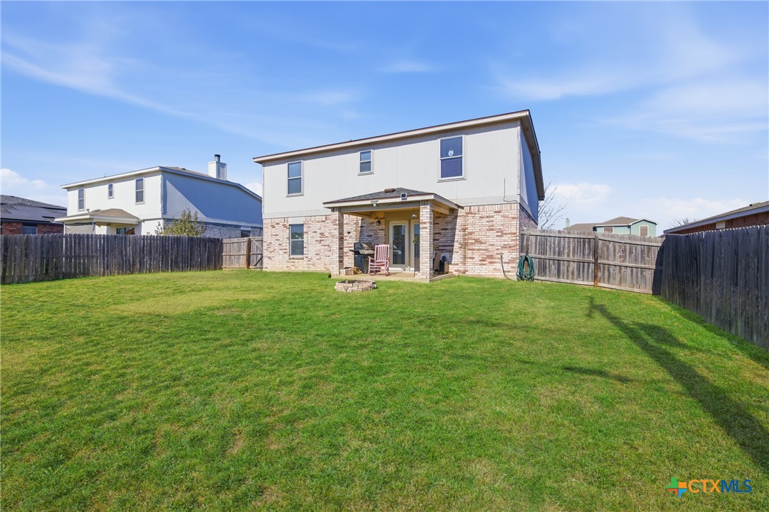 3310 Bull Run Drive Killeen, TX 76549 - Photo 26 of 27 a front view of a house with garden