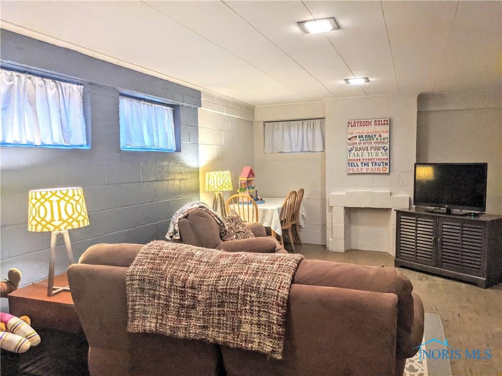 2833 Goddard Road Toledo, OH 43606 - Photo 26 of 27 Gallery Image 26