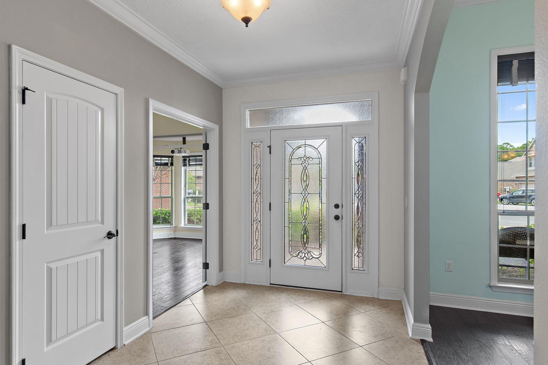 114 South Knightsbridge Court Santa Rosa Beach, FL 32459 - Photo 7 of 46 Foyer