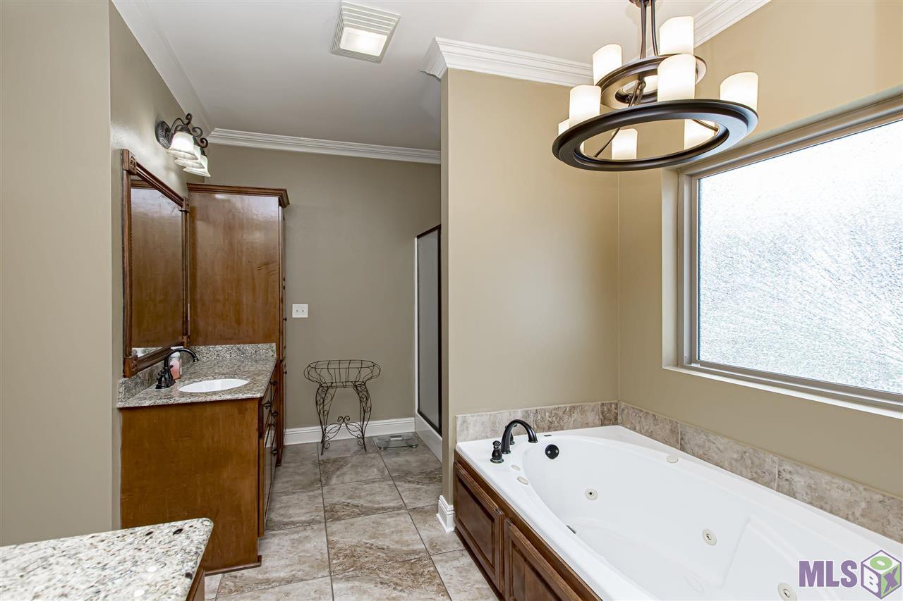 17639 Simpson Road Prairieville, LA 70769 - Photo 18 of 28 Gallery Image 18
