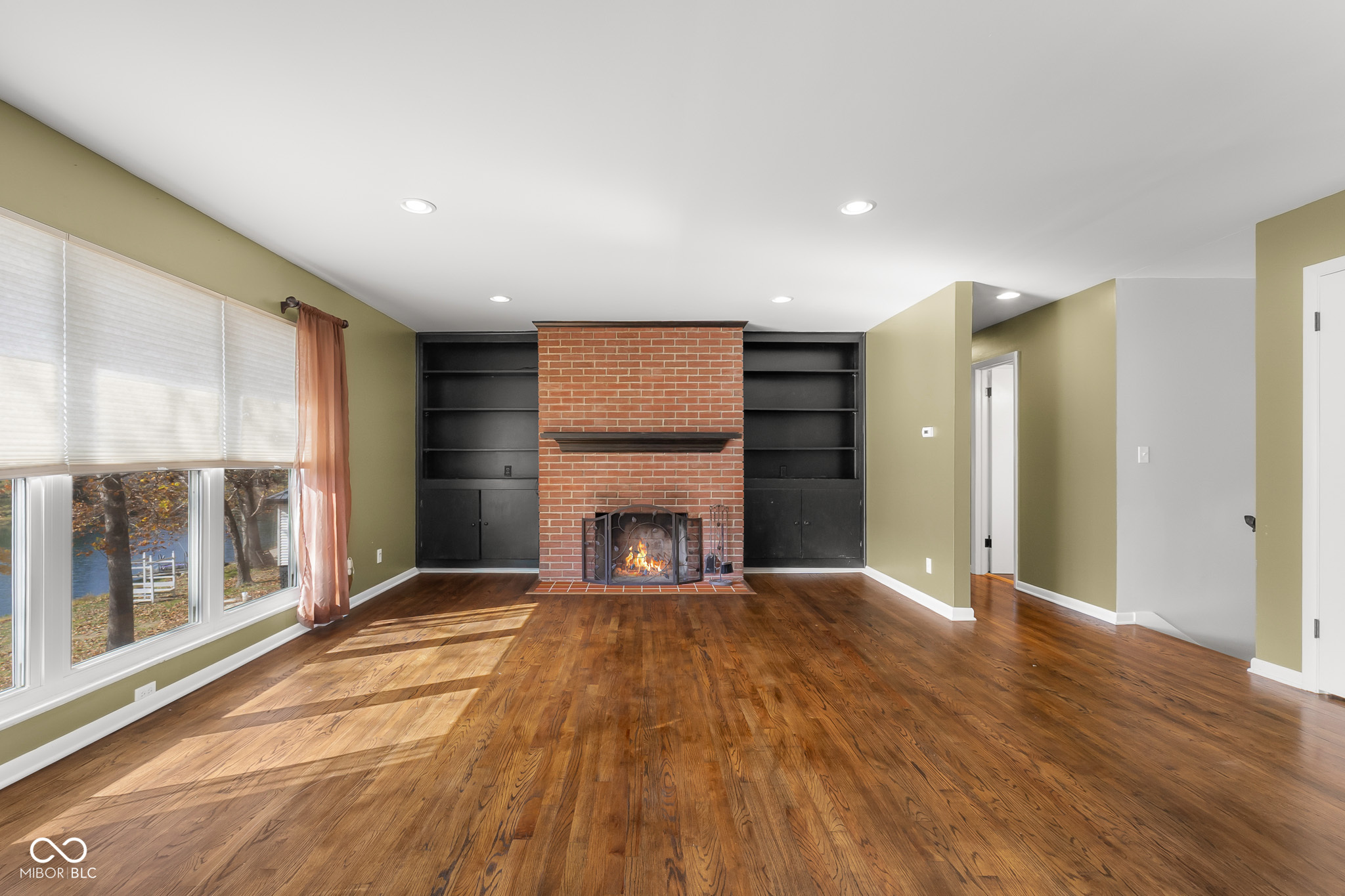 8421 West Old Nashville Road Columbus, IN 47201 - Photo 7 of 58