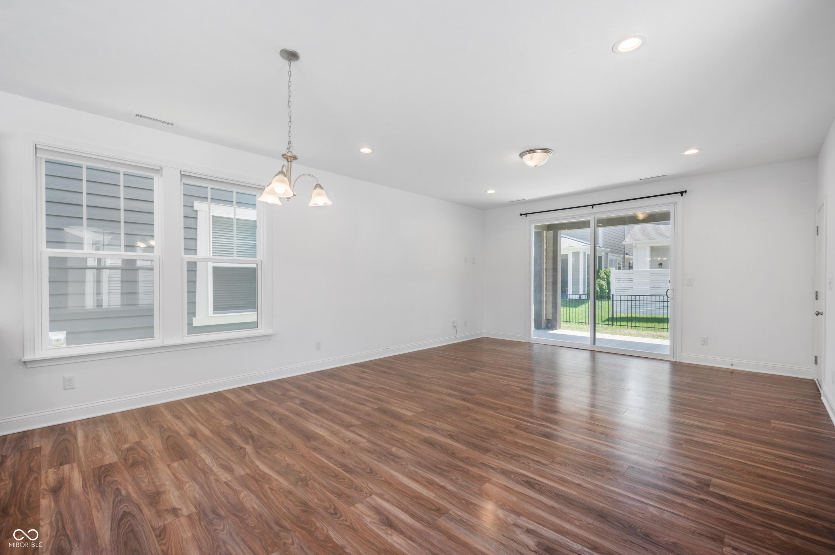 7003 Pickett Place Carmel, IN 46033 - Photo 6 of 25