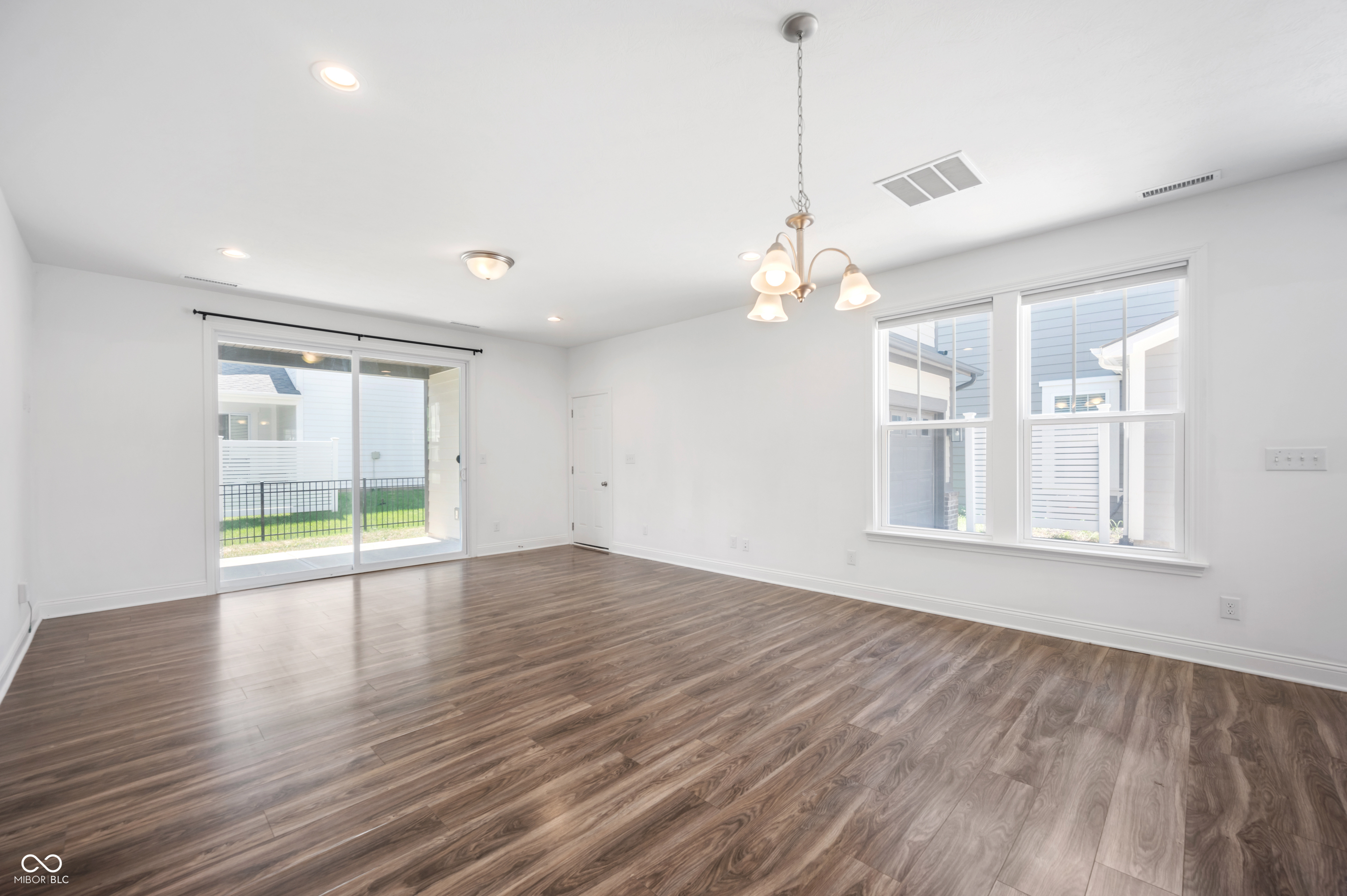 7003 Pickett Place Carmel, IN 46033 - Photo 7 of 25