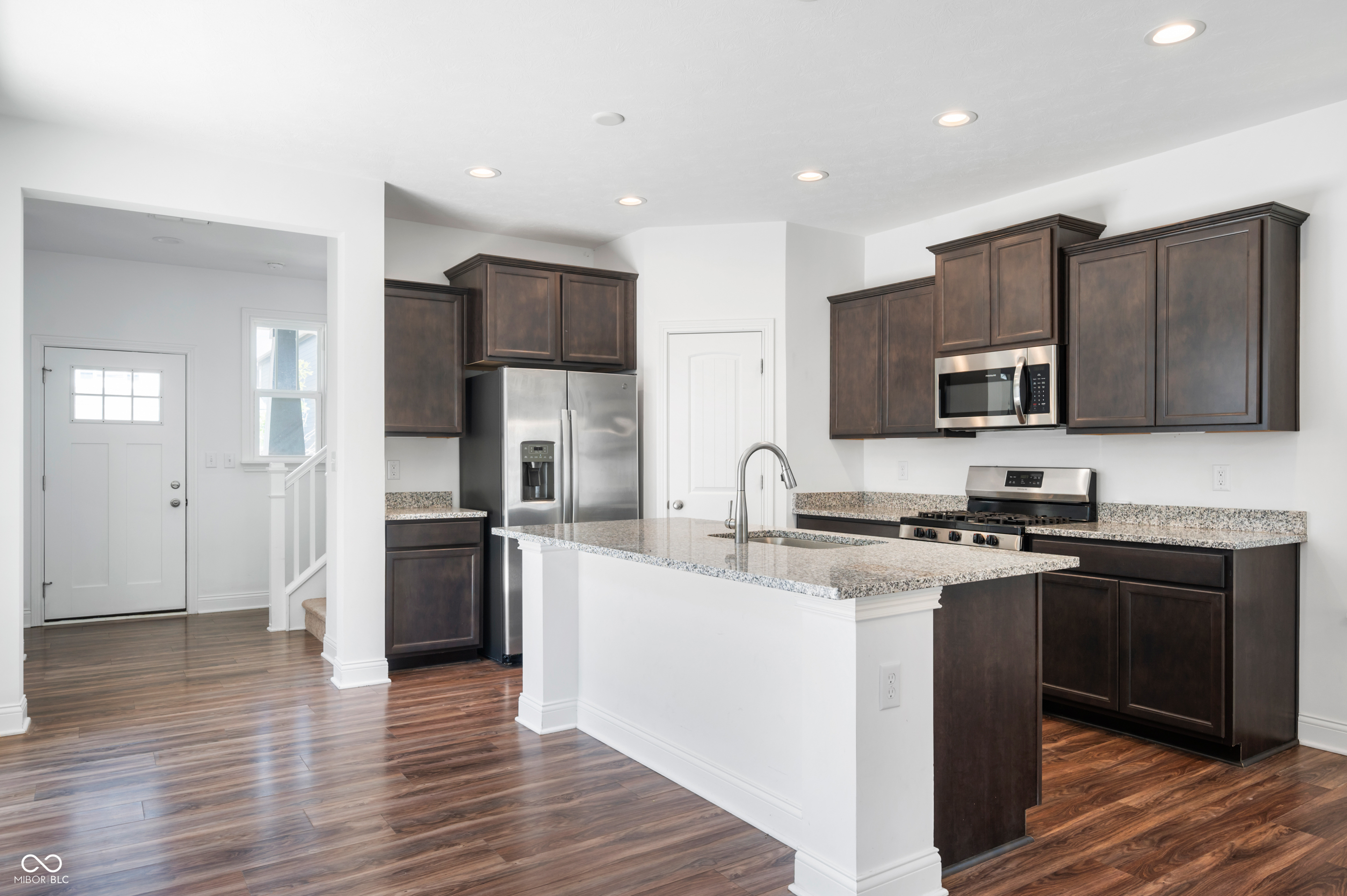 7003 Pickett Place Carmel, IN 46033 - Photo 10 of 25